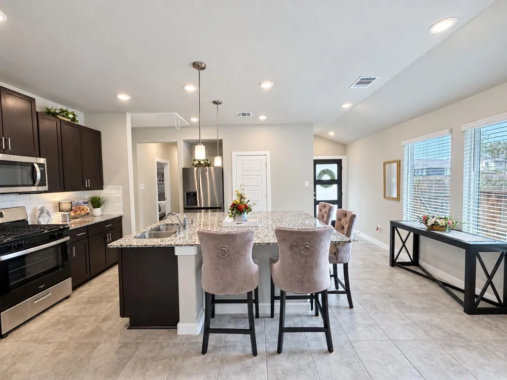 351 Sunrise Ranch Drive Conroe, TX 77316