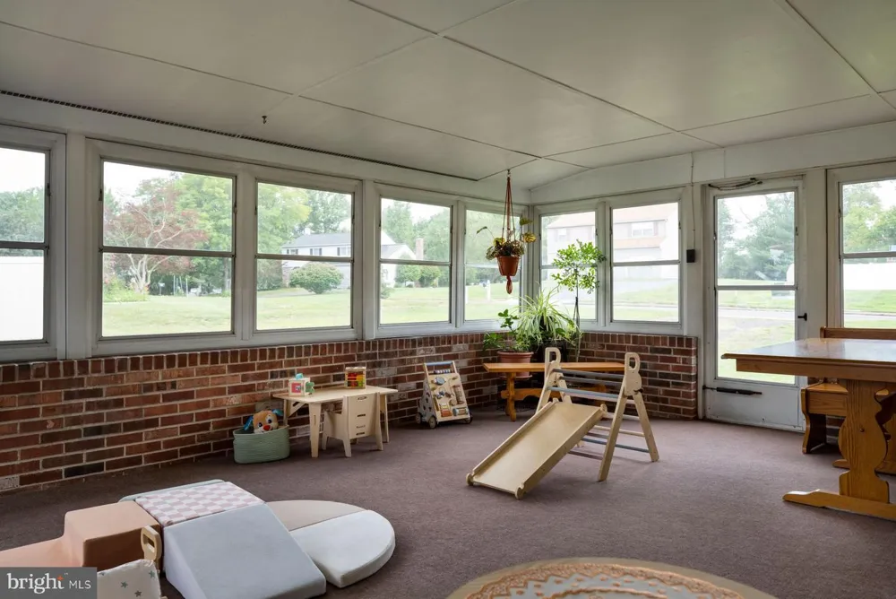 1908 RAMPART LANE Lansdale, PA 19446