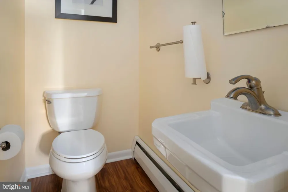 1908 RAMPART LANE Lansdale, PA 19446