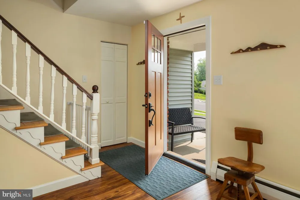 1908 RAMPART LANE Lansdale, PA 19446