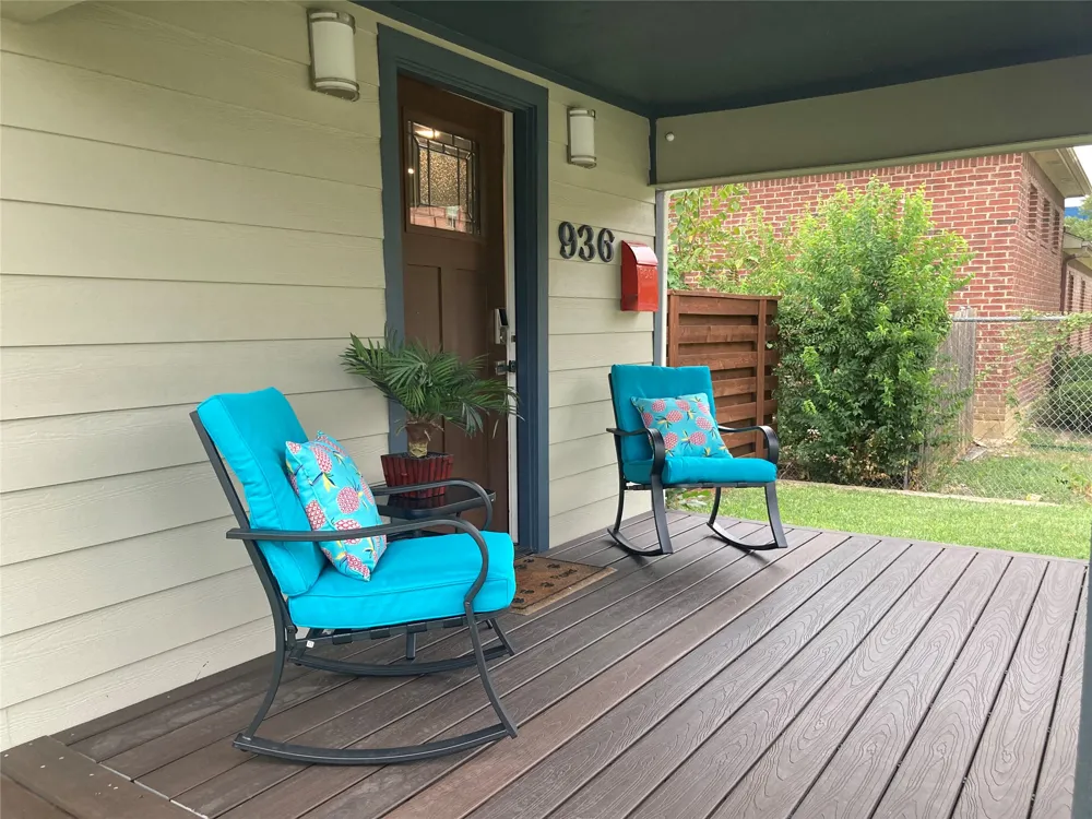 936 Jean Street Grapevine, TX 76051