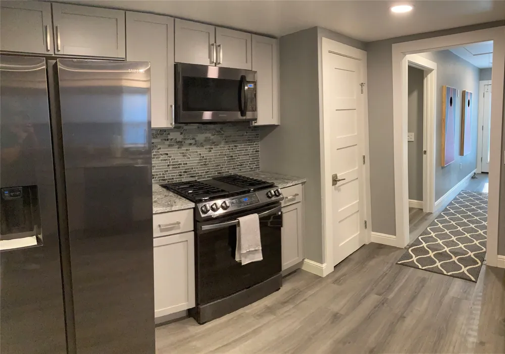 936 Jean Street Grapevine, TX 76051