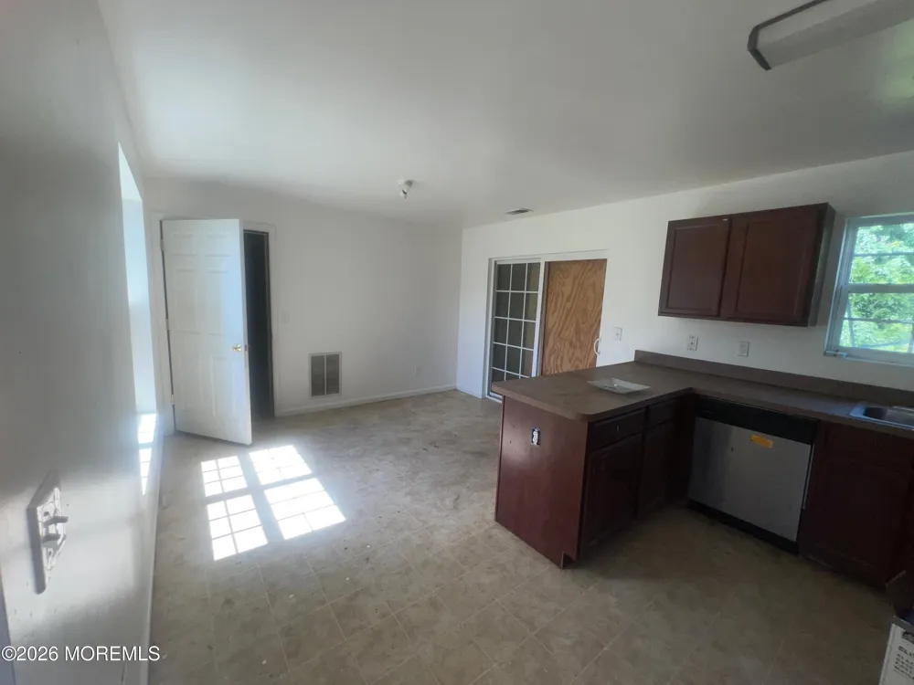 149 2nd Avenue Toms River, NJ 08757