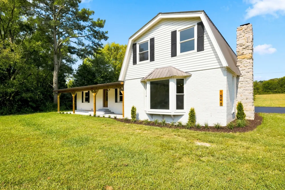 1548 Roy Sellers Rd Columbia, TN 38401