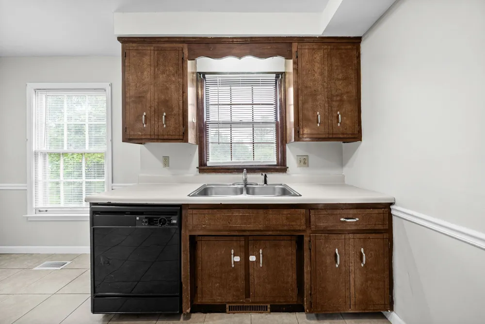 2166 Bauling Ln Clarksville, TN 37040