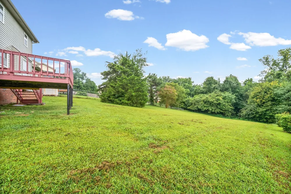2166 Bauling Ln Clarksville, TN 37040