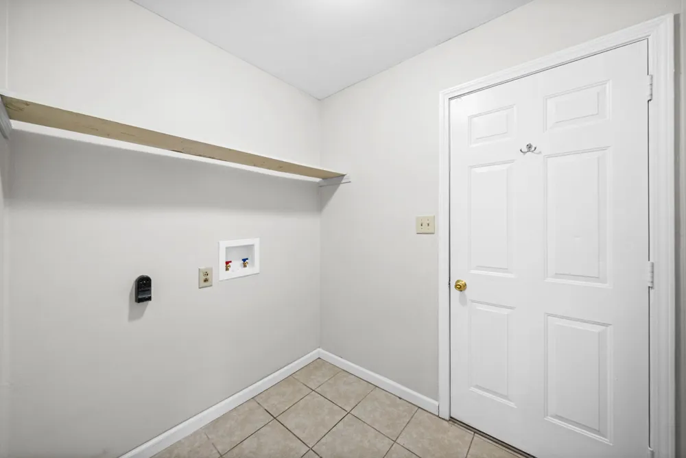 2166 Bauling Ln Clarksville, TN 37040