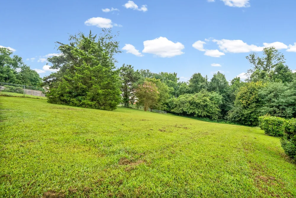 2166 Bauling Ln Clarksville, TN 37040