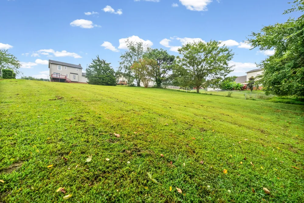 2166 Bauling Ln Clarksville, TN 37040
