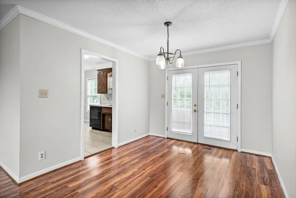 2166 Bauling Ln Clarksville, TN 37040