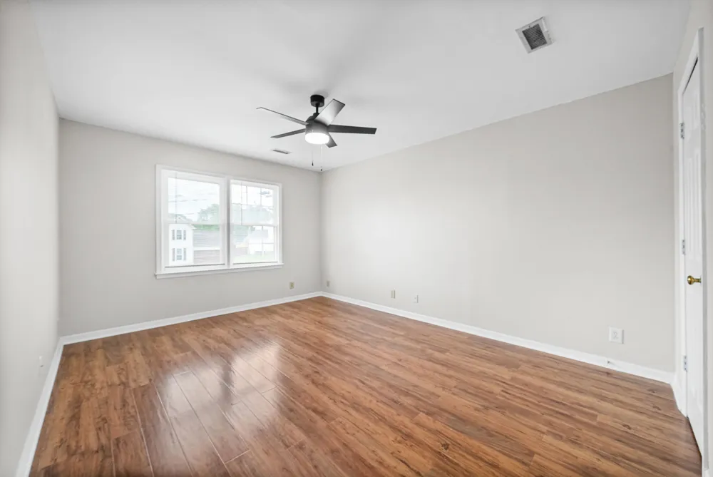 2166 Bauling Ln Clarksville, TN 37040