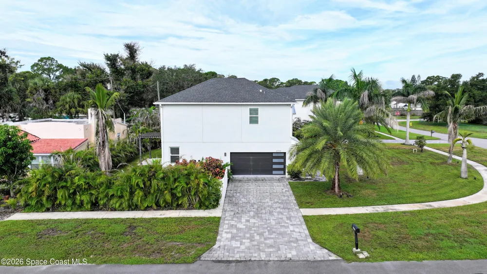 2094 Hyde Parkway Melbourne, FL 32901