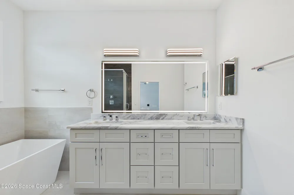 2094 Hyde Parkway Melbourne, FL 32901