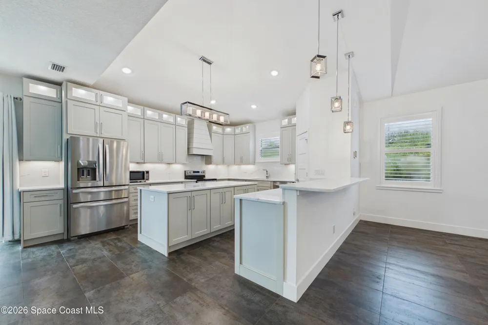 2094 Hyde Parkway Melbourne, FL 32901
