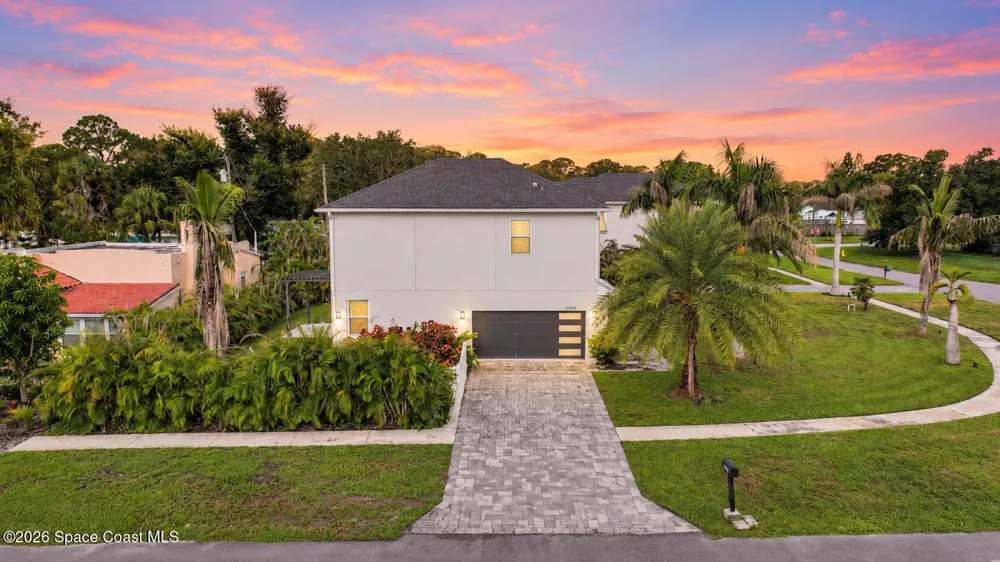 2094 Hyde Parkway Melbourne, FL 32901