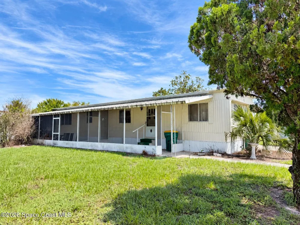 3251 Nancy Avenue Mims, FL 32754