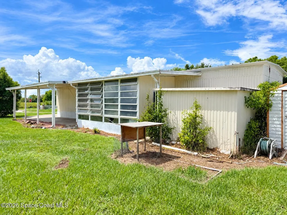 3251 Nancy Avenue Mims, FL 32754