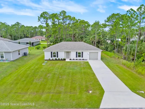 1094 Harlingen Road SW