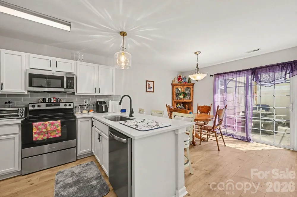 219 Edinburgh Court Mount Holly, NC 28120