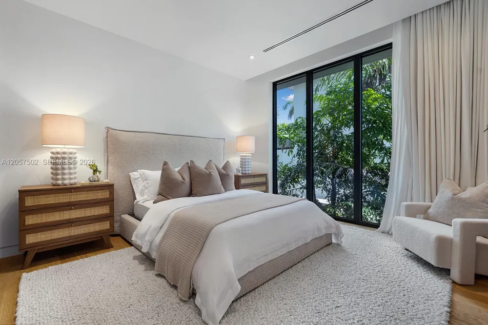 503 E Dilido Dr Miami Beach, FL 33139