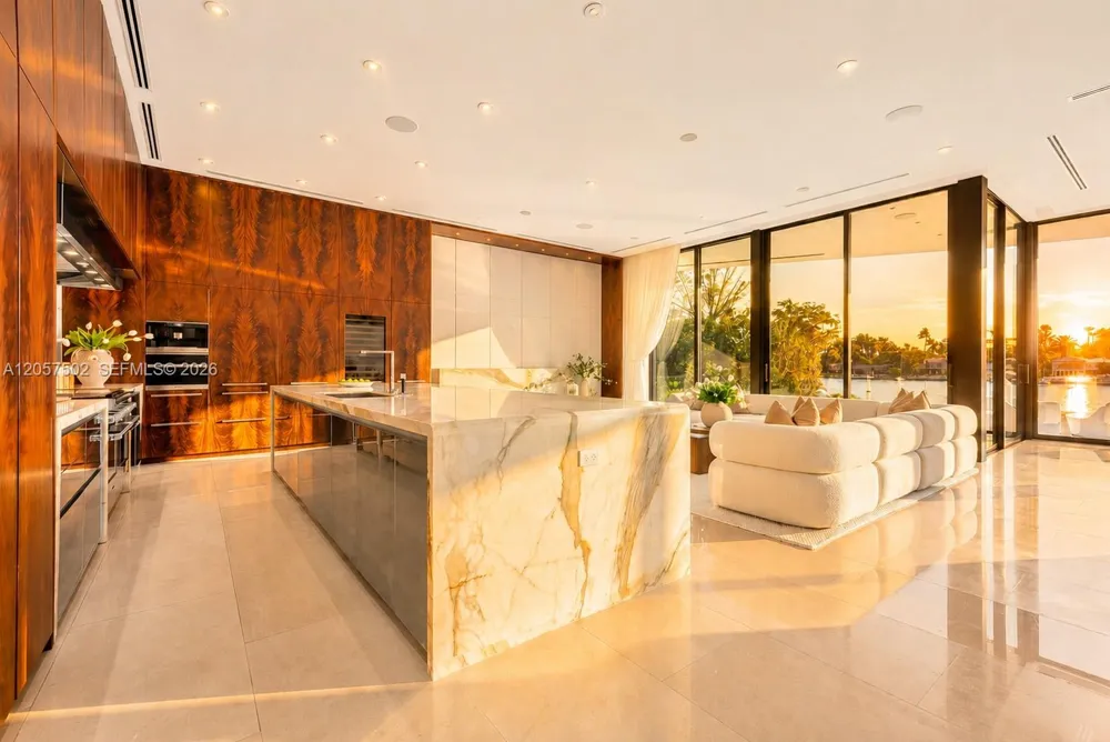 503 E Dilido Dr Miami Beach, FL 33139