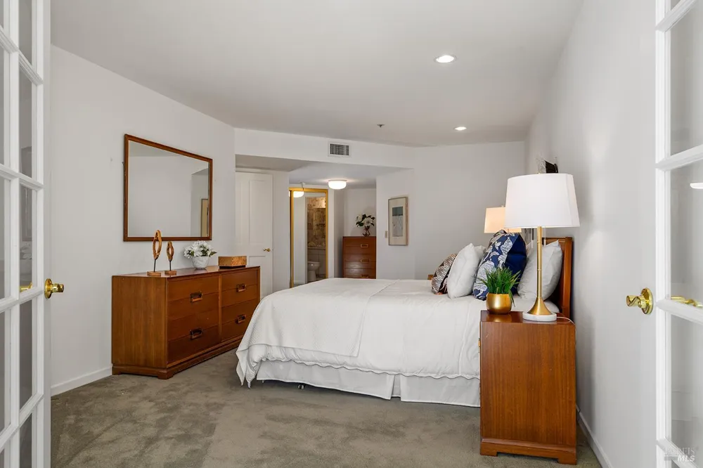 100 Thorndale Drive ##350 San Rafael, CA 94903