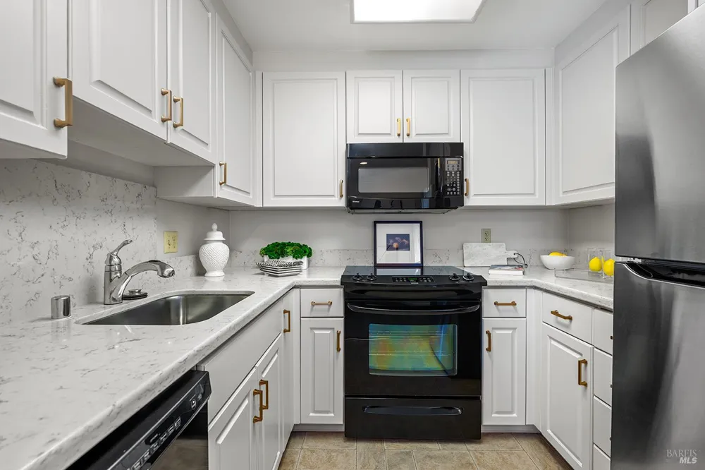 100 Thorndale Drive ##350 San Rafael, CA 94903