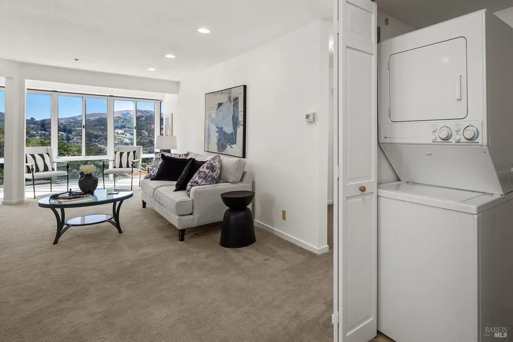100 Thorndale Drive ##350 San Rafael, CA 94903