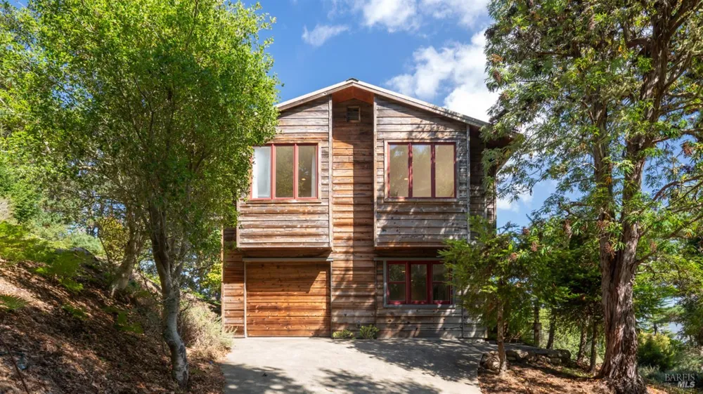 90 Dover Road Inverness, CA 94937