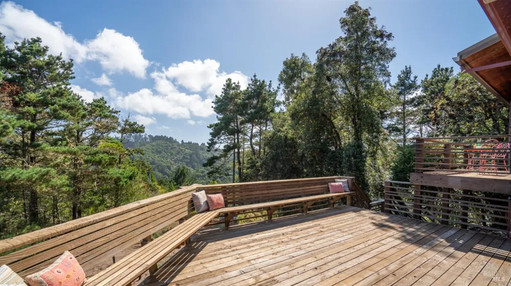 90 Dover Road Inverness, CA 94937