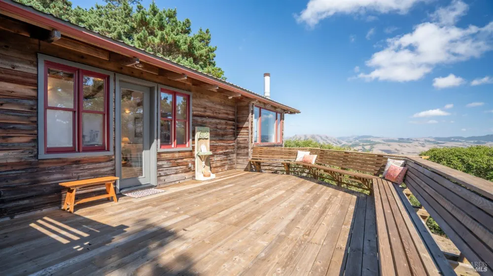 90 Dover Road Inverness, CA 94937