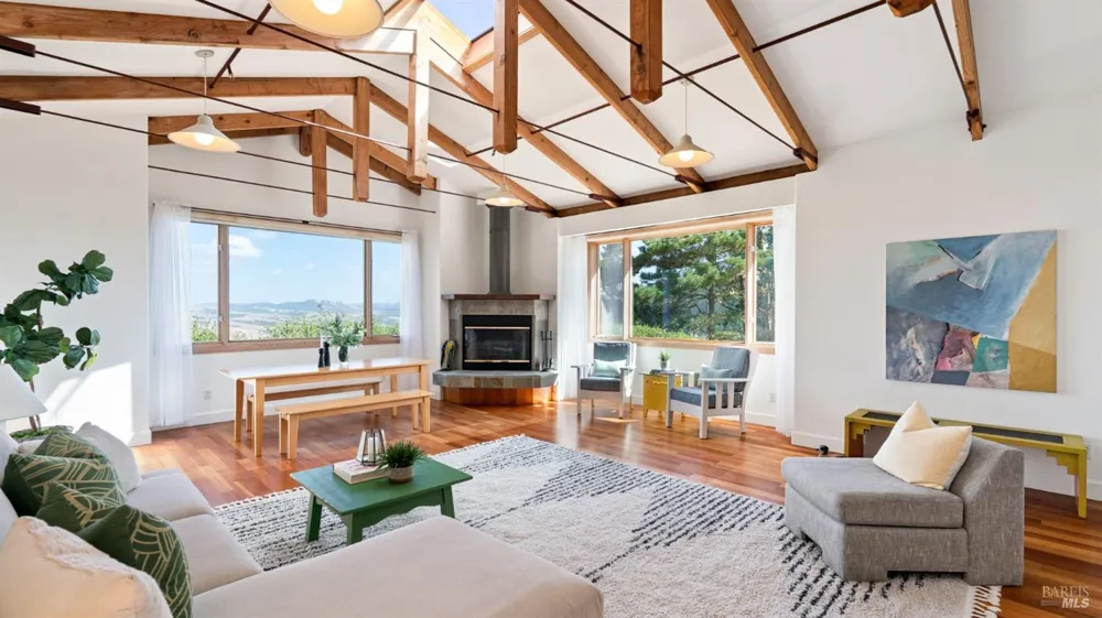 90 Dover Road Inverness, CA 94937