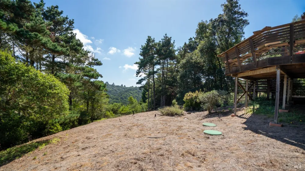 90 Dover Road Inverness, CA 94937