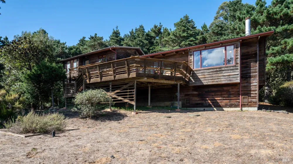 90 Dover Road Inverness, CA 94937
