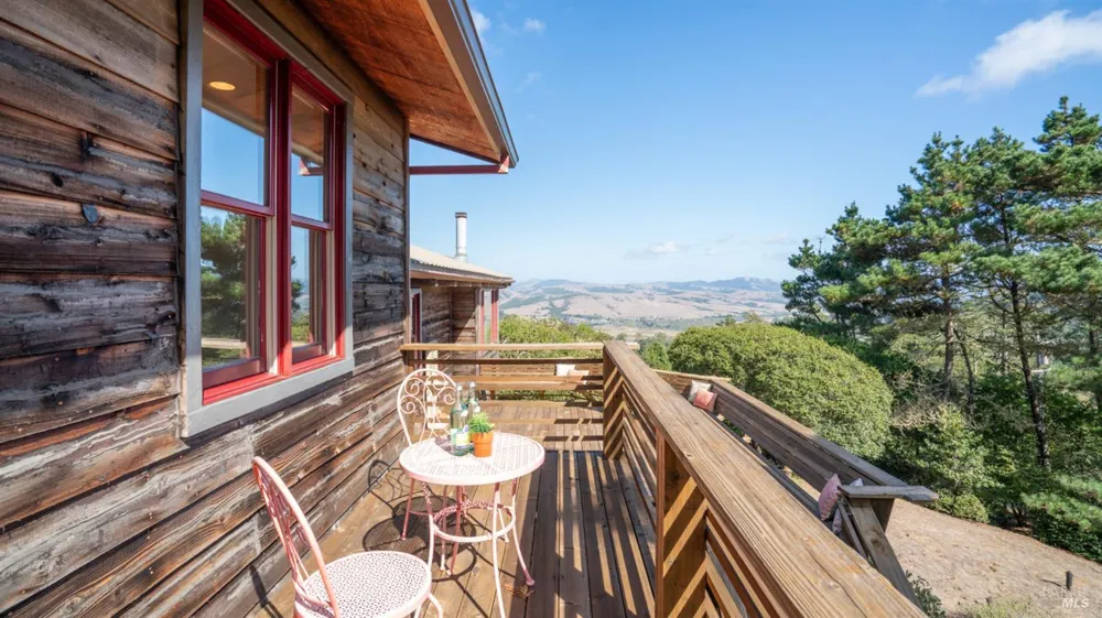 90 Dover Road Inverness, CA 94937