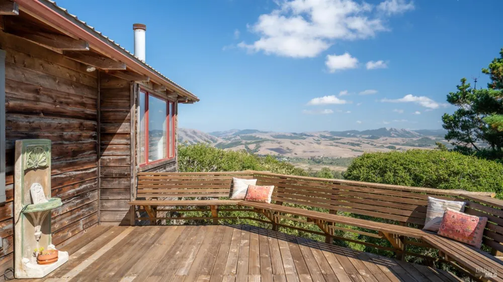 90 Dover Road Inverness, CA 94937