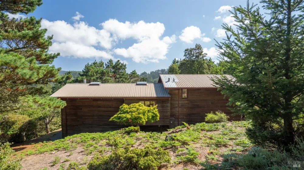 90 Dover Road Inverness, CA 94937