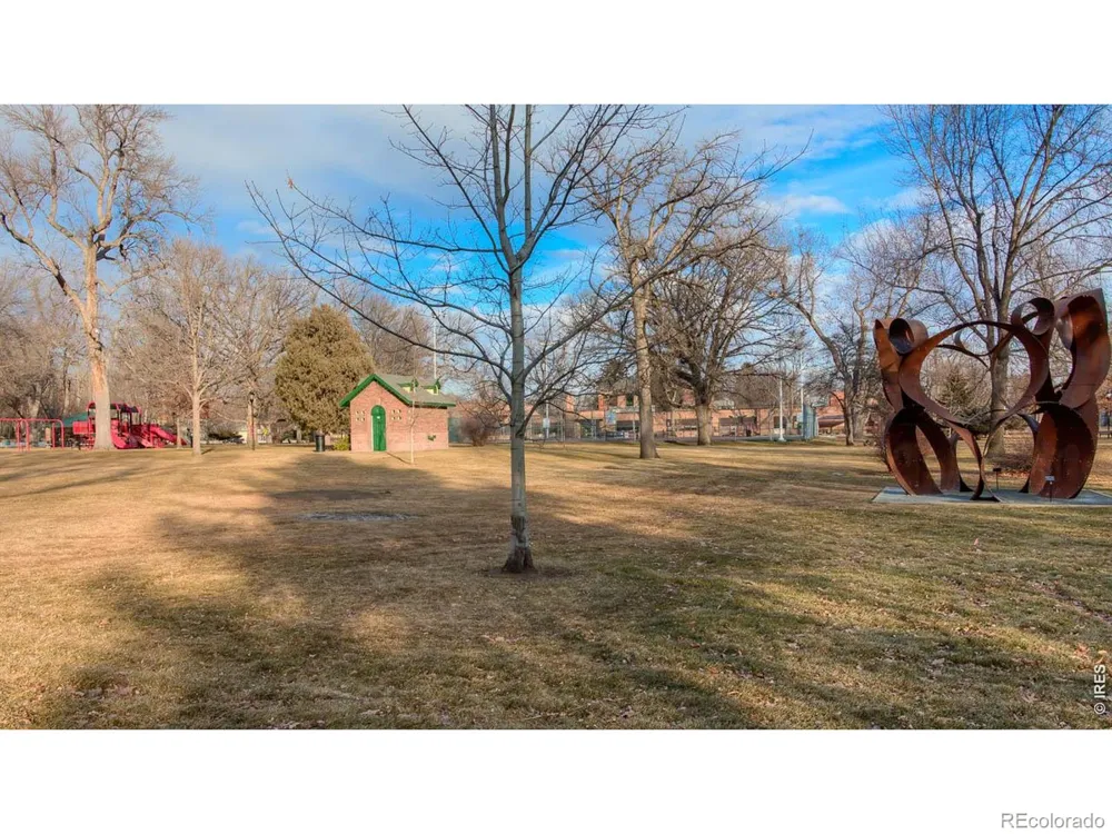818 Baker Street Longmont, CO 80501