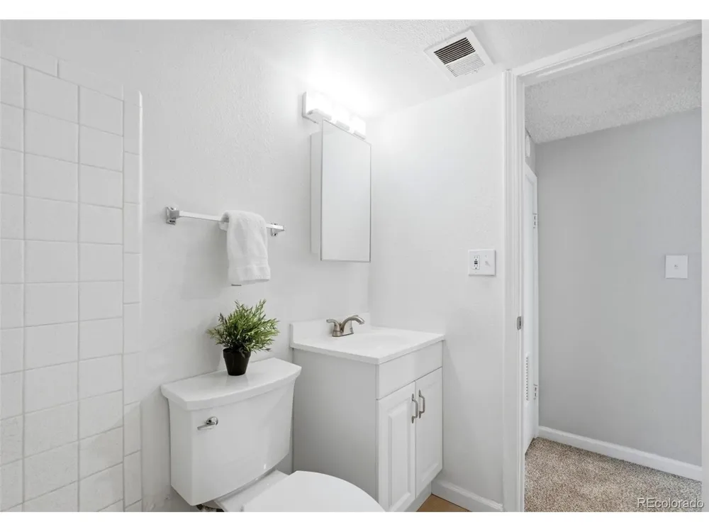 9310 E Girard Avenue #8 Denver, CO 80231
