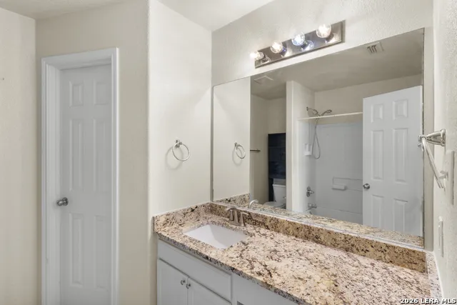 2269 Hidden Meadow New Braunfels, TX 78130