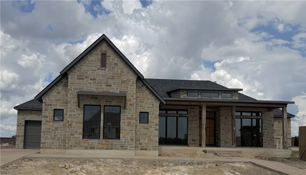 4916 Latour Loop Bryan, TX 77802