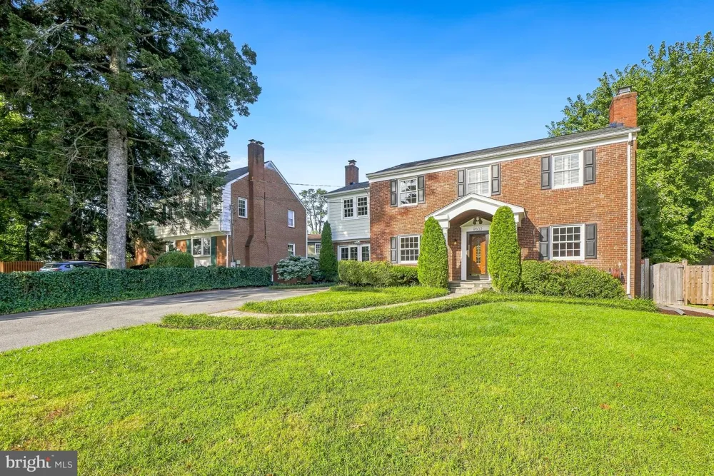 9502 EDGELEY ROAD Bethesda, MD 20814