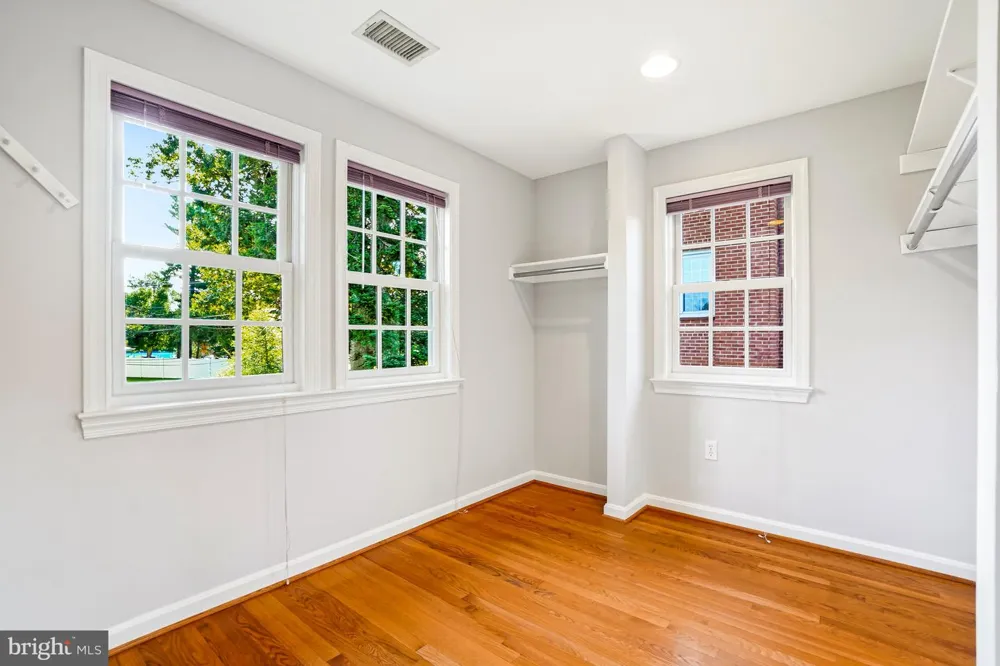 9502 EDGELEY ROAD Bethesda, MD 20814