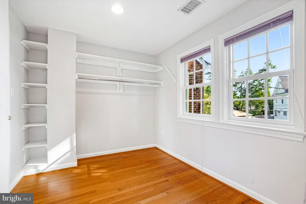 9502 EDGELEY ROAD Bethesda, MD 20814