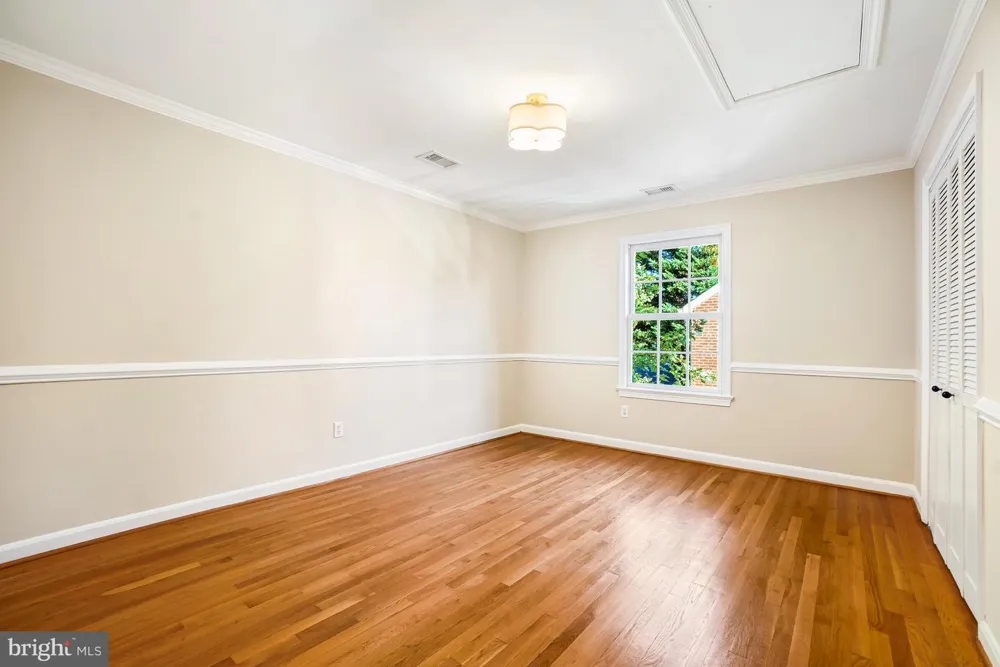 9502 EDGELEY ROAD Bethesda, MD 20814