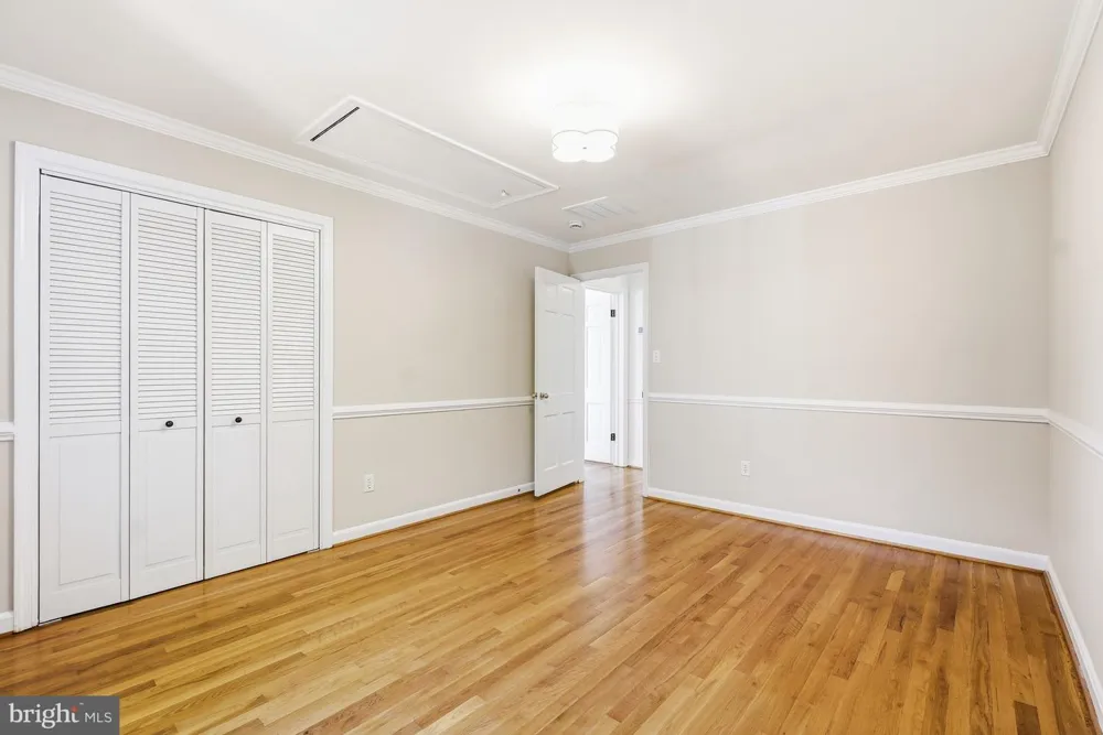 9502 EDGELEY ROAD Bethesda, MD 20814