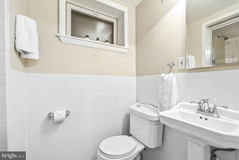 9502 EDGELEY ROAD Bethesda, MD 20814