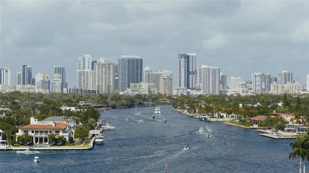 728 SW 15 AVE Fort Lauderdale, FL 33312