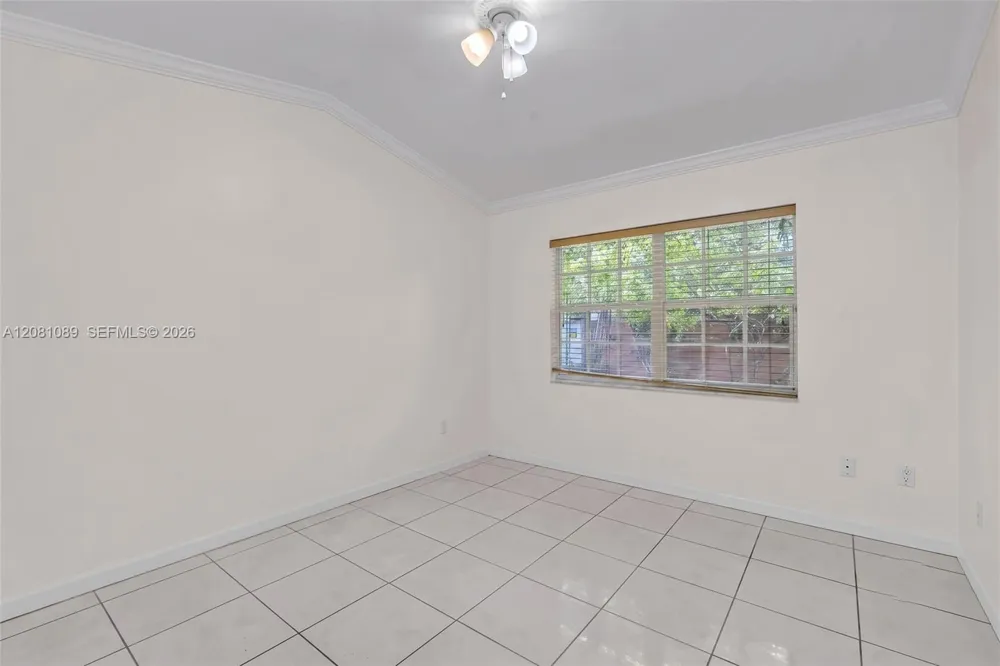 10485 NW 132nd St Hialeah Gardens, FL 33018