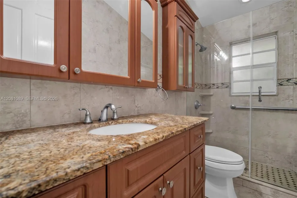 10485 NW 132nd St Hialeah Gardens, FL 33018